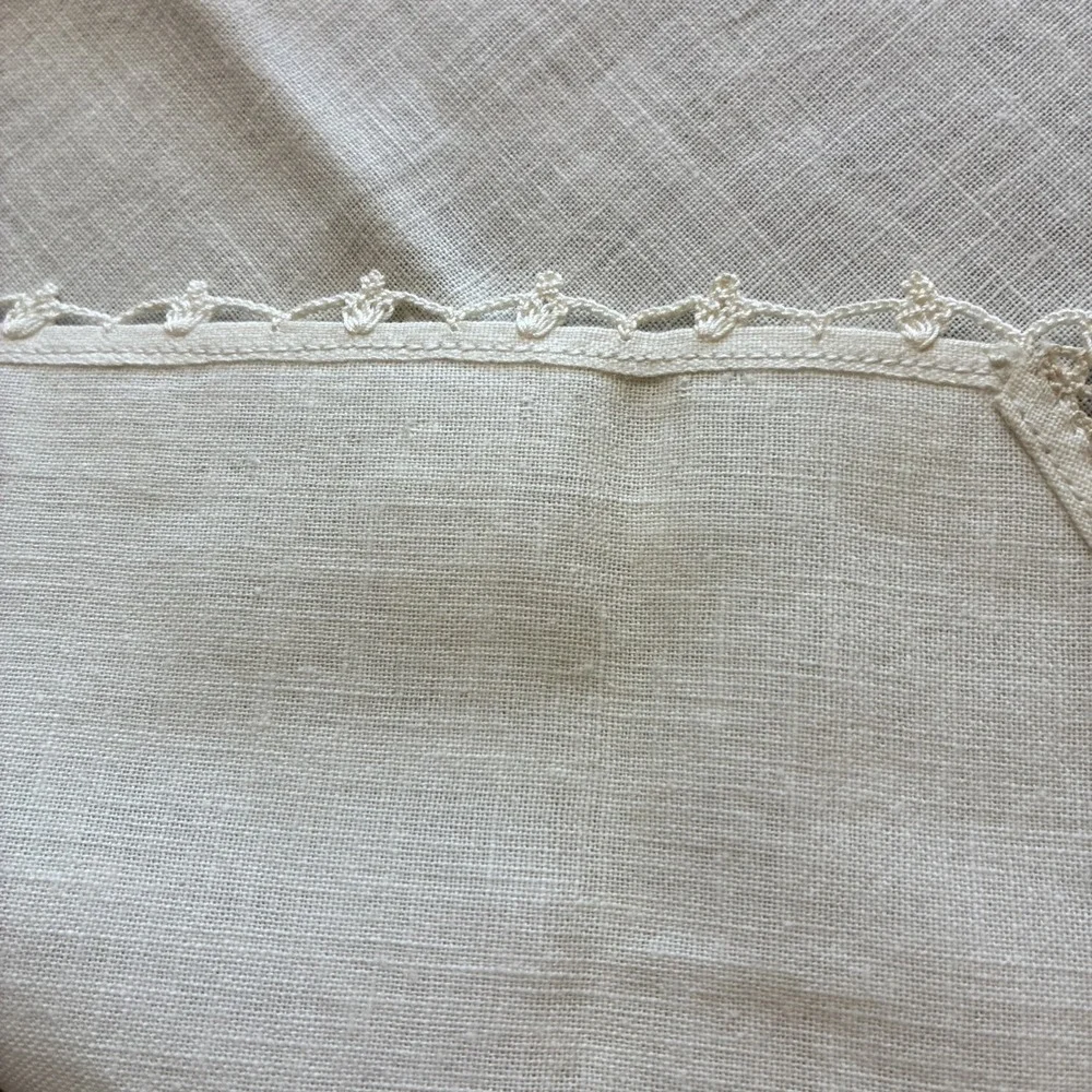 Cream Crochet Trim Square Linen Tablecloth Table Topper 28.5